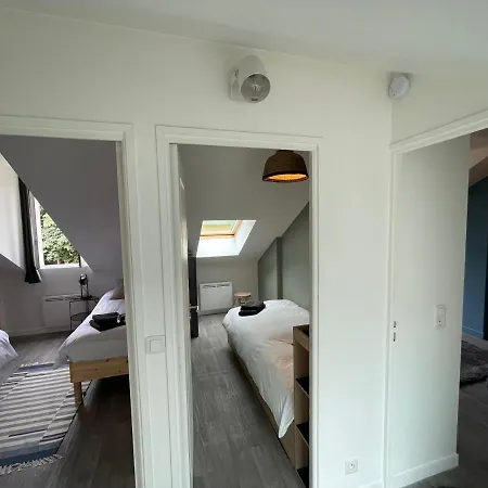 Entièrement Climatisée Avec Grand Jardin * Pressagny-lʼOrgeuilleux