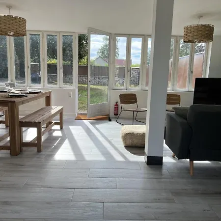 Holiday home Maison De Campagne Entierement Climatisee Avec Grand Jardin
