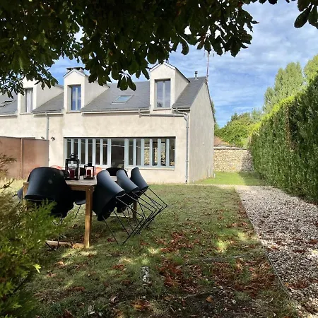 Casa vacanze Entièrement Climatisée Avec Grand Jardin Pressagny-lʼOrgeuilleux
